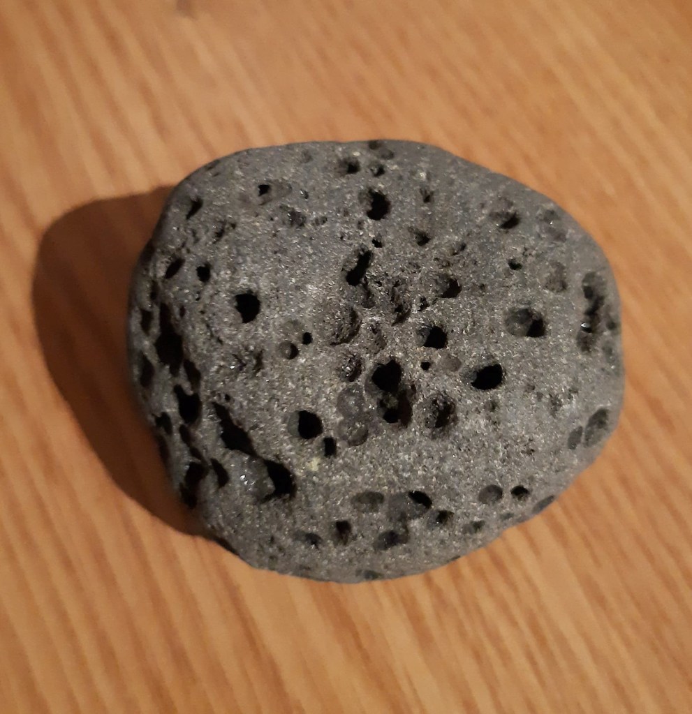 Rocă vulcanică de la Laugarnes